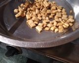 खस्ता मठरी (khasta mathri recipe in Hindi) रेसिपी चरण 1 फोटो