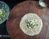 A picture of step 5 of Paneer green peas pockets.