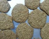صورة لخطوة 2 من وصفة كوكيز الشوفان بالعسل الاسود 🍪
