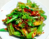 Hình bước làm 2 của món Đậu bắp xào tép khô