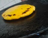 मक्की की रोटी(makki ki roti recipe in hindi) रेसिपी चरण 4 फोटो