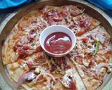 A picture of step 5 of Chapati pizza.