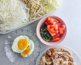 Foto langkah ke 7 dari resep 15. Soto Ayam Kuah Bening.