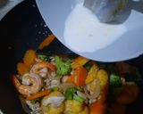 Foto langkah ke 3 dari resep Brokoli Udang Saus Tiram 💜BuNda.