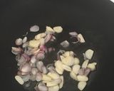 Foto langkah ke 4 dari resep Tumis Kukus Tongkol.