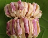 Foto del paso 2 de la receta: Papas acordeón rellenas con queso y panceta 🥔🧀🥓