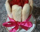 Une image de l'étape 5 de Charlotte au fraise.