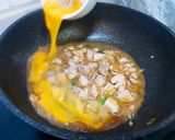 รูปขั้นตอนการทำที่ 3 ของ Oyakodon ข้าวหน้าไก่กับไข่สไตล์ญี่ปุ่น 親子丼