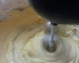 Foto del paso 7 de la receta: Torta húmeda de naranja invertida