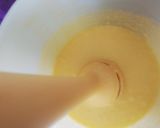 Foto del paso 1 de la receta: Bizcocho tierno de manzana 🍏