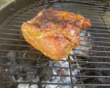 Foto del paso 4 de la receta: Palomilla de res asada al carbón aderezada con salsa de champiñones