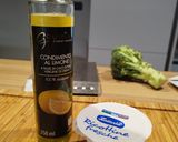 Foto del passaggio 2 della ricetta Smash broccoli, ricotta al limone con salmone affumicato 🥦🐟🍋