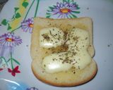 Foto del paso 4 de la receta: Tostadas con queso ranchero y huevo