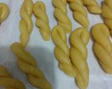 Foto langkah ke 3 dari resep Kue Tambang/kue untir2.