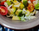 Foto del paso 2 de la receta Ensalada de parmesano y aguacate