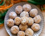 A picture of step 6 of Pumpkin ladoo.