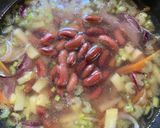 A picture of step 5 of Minestrone Soup.