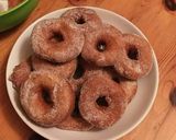 Φωτογραφία βήματος 4 της συνταγής Donuts με γέμιση nutella, φυστικοβούτυρο και ζάχαρη 🍩