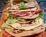 Foto del passaggio 7 della ricetta La piadina