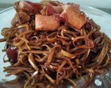 Gambar langkah 6 resipi Super Easy Fried Kway Teow + Sosej 😁.