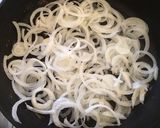 A picture of step 1 of California Farm Mussel Salad.