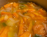 Foto del paso 3 de la receta: Crema de calabaza 100% de aprovechamiento