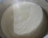 Foto langkah ke 3 dari resep Fraisier Cake (French Strawberry Cake).