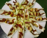 Foto del paso 3 de la receta: Barquitas de endibias mar y tierra