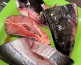 Foto langkah ke 1 dari resep Sup Ikan Patin Bunga Kecombrang.