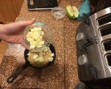 A picture of step 4 of Protein packed apple crisp.