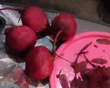 चविष्ट आणि पौष्टिक बीटरूट हलवा..(Beetroot Halwa Recipe In Marathi) रेसिपी स्टेप 1 फोटो 