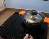 Foto del paso 3 de la receta: Flan de huevo sin horno en olla convencional