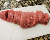 Foto del paso 1 de la receta: Filet de porc amb salsa roquefort/salsa pebre negre