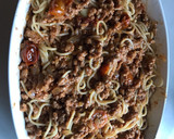 Foto del paso 3 de la receta: Spaghetti, con salsa de carne insuperable y costra cuatro quesos