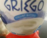 Foto del paso 2 de la receta: Parfait con Yogur Griego y Frutas a lo Carmelita