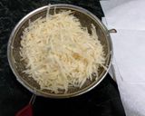 A picture of step 1 of Aloo Lachha Namkeen.