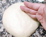 Foto del paso 4 de la receta: Bollos de brioche con nata!