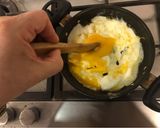 Foto del paso 2 de la receta: Huevos revueltos simples 🥚