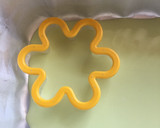 Foto del paso 17 de la receta: Gelatina combinada Fresa y Limón con Centro de Fresa y Crema de Avellanas