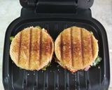 ग्रील्ड पिज़्ज़ा सैंडविच (Grilled Pizza Sandwich Recipe in Hindi) रेसिपी चरण 7 फोटो