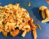 Foto del paso 1 de la receta: Salteado de setas variadas con butifarras, del perol y de Huevo