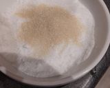 Une image de l'étape 2 de Tiramisu framboise aux biscuits Roses de Reims et champagne rosé.