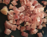 Foto del paso 2 de la receta: Tortelini con salsa de queso suave, Jamón y rúcula