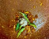A picture of step 2 of Instant prawn fry.