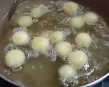 A picture of step 11 of Rava gulab jamun.