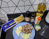 Foto langkah ke 1 dari resep Creamy Fettuccine with Beef Bacon.