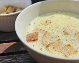 Fokhagymakrémleves recept fázis 7 fotója