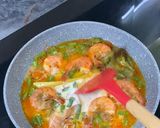 Foto langkah ke 3 dari resep Gulai Pedas Udang Buncis (dengan susu evaporasi).