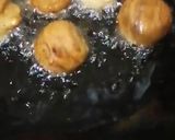 A picture of step 3 of Potatoes Ball pakoras.