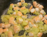 Foto del paso 5 de la receta: Calabacines rellenos de langostinos